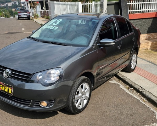 POLO SEDAM COMFORTLINE  1.6 COMPLETO 