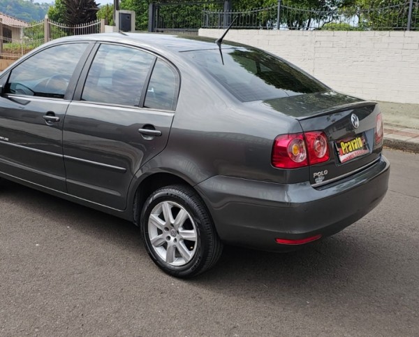 POLO SEDAM COMFORTLINE  1.6 COMPLETO 