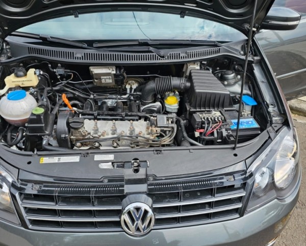 POLO SEDAM COMFORTLINE  1.6 COMPLETO 