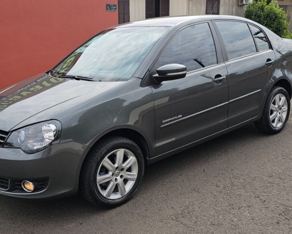 POLO SEDAM COMFORTLINE  1.6 COMPLETO 