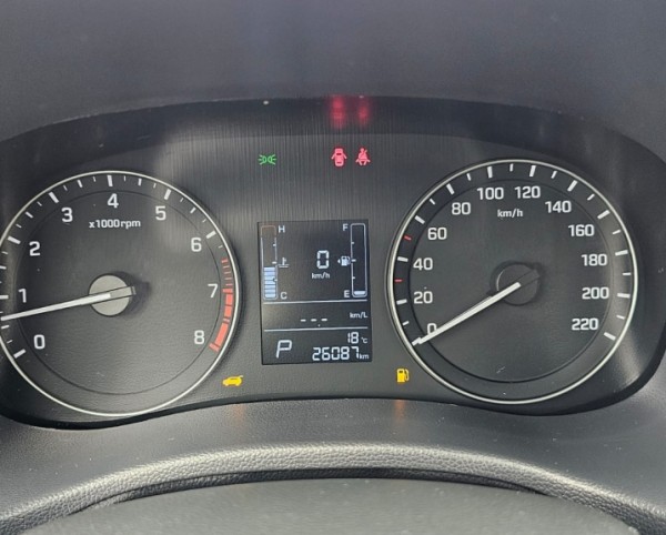 CRETA 1.6 ACTION AUTOMÁTICA COMPLETA 