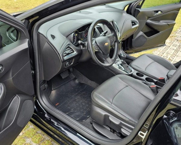 CRUZE SEDAM 1.4 TURBO AUTOMÁTCO 