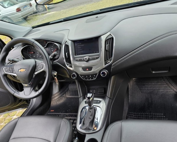 CRUZE SEDAM 1.4 TURBO AUTOMÁTCO 
