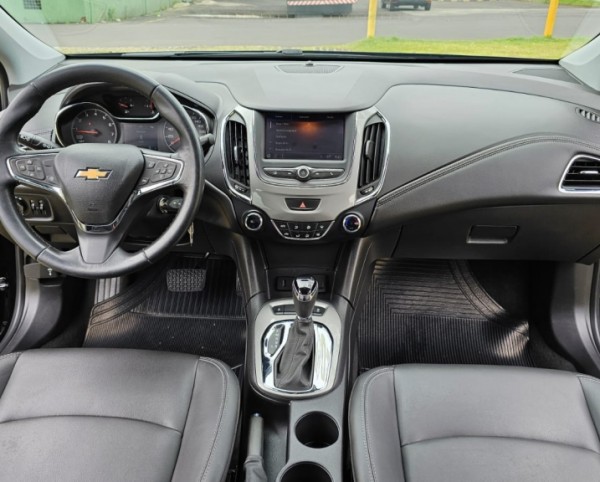 CRUZE SEDAM 1.4 TURBO AUTOMÁTCO 