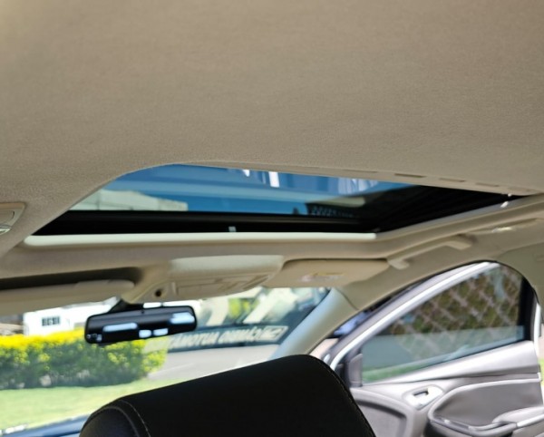 FOCUS 2.0 TITANIUM AUTOMÁTICO + TETO SOLAR 