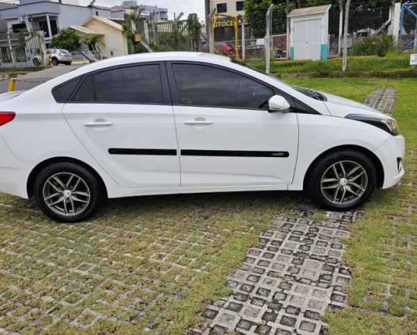 HB20S 1.6 PREMIUM  FLEX 4P AUTOMÁTICO