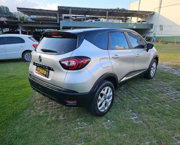 CAPTUR 1.6 16V SCE FLEX LIFE AUTOMÁTICA 