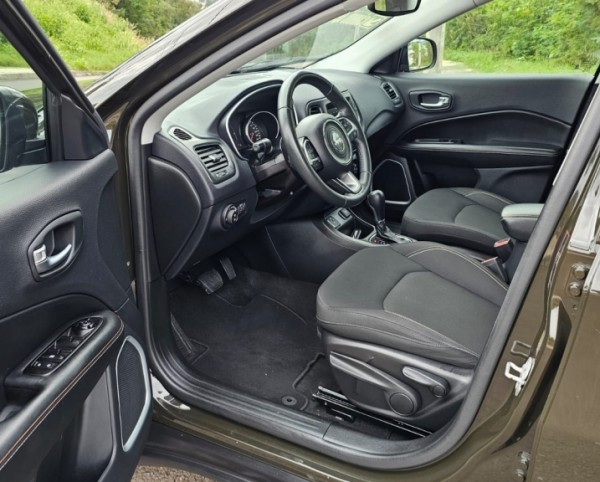 JEEP COMPASS 2.0 16V FLEX SPORT AUTOMÁTICO