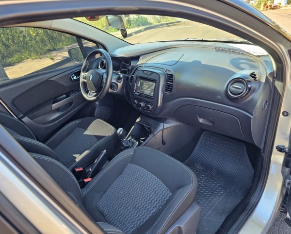 CAPTUR 1.6 16V SCE FLEX LIFE AUTOMÁTICA COMPLETA 