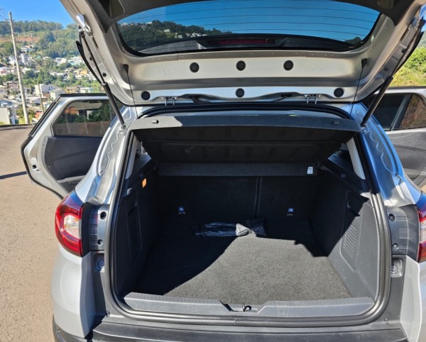 CAPTUR 1.6 16V SCE FLEX LIFE AUTOMÁTICA COMPLETA 