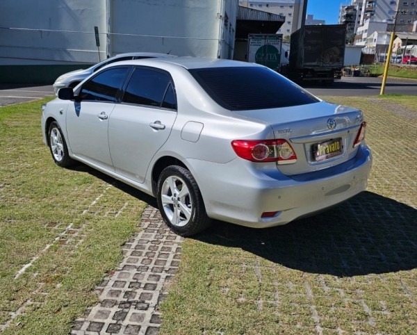 COROLLA 1.8 GLI 16V FLEX 4P MANUAL