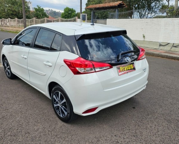 YARIS 1.5 FLEX XS  AUTOMÁTICO