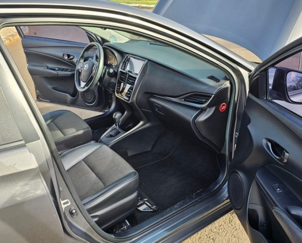  YARIS 1.5  SEDAM  FLEX XS CONNECT MULTIDRIVE AUTOMÁTICO 
