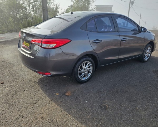  YARIS 1.5  SEDAM  FLEX XS CONNECT MULTIDRIVE AUTOMÁTICO 