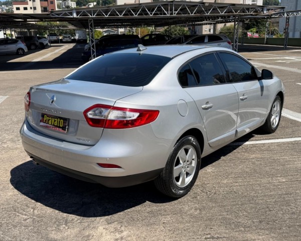 FLUENCE 2.0 DYNAMIQUE 16V FLEX 4P AUTOMÁTICO