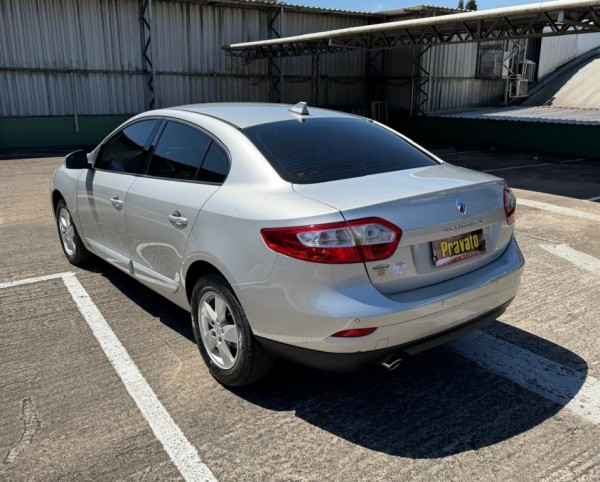 FLUENCE 2.0 DYNAMIQUE 16V FLEX 4P AUTOMÁTICO