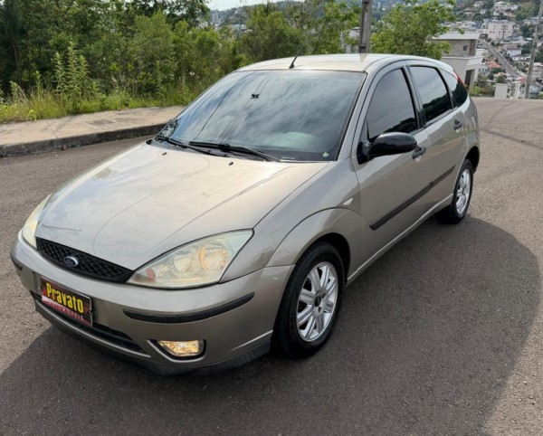 FOCUS 2.0 AUTOMÁTICO COMPLETO 