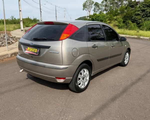 FOCUS 2.0 AUTOMÁTICO COMPLETO 