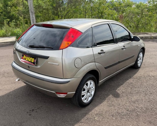 FOCUS 2.0 AUTOMÁTICO COMPLETO 